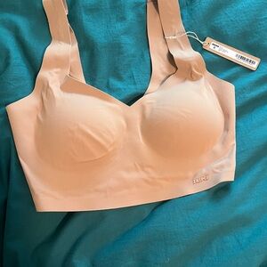 Women's Tan Seamless Bra